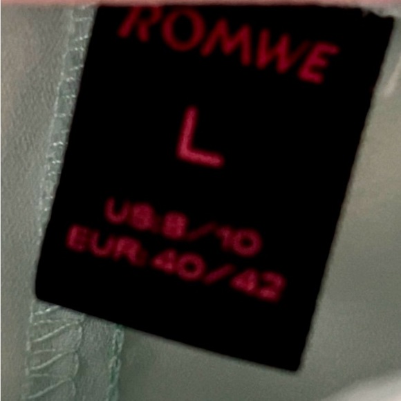 ROMWE Asymmetrical Pale Blue and White Ruffled Boho Skirt - Picture 5 of 5